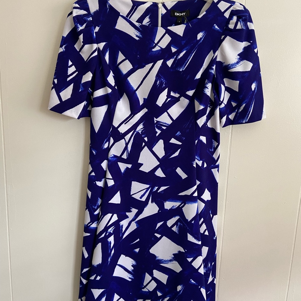 DKNY Beautiful dress new with tags - Picture 1 of 4